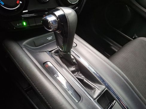 Used 2019 Honda HR-V Sport image 11