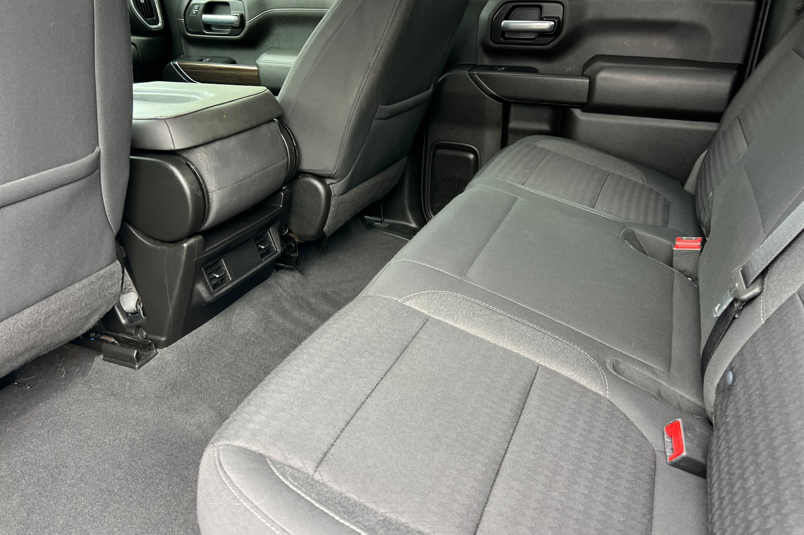 Used 2022 Chevrolet Silverado 2500 LT w/ Fleet Comfort Package AWD/4WD image 12