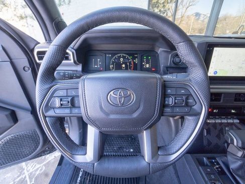 Used 2025 Toyota Tacoma SR5 image 12