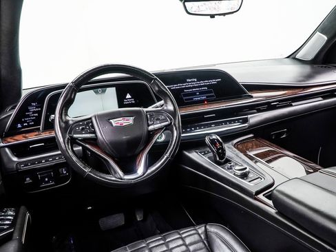 Used 2022 Cadillac Escalade ESV Sport Platinum w/ LPO, ONYX Package image 5