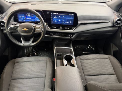 Used 2025 Chevrolet Equinox LT AWD/4WD image 29