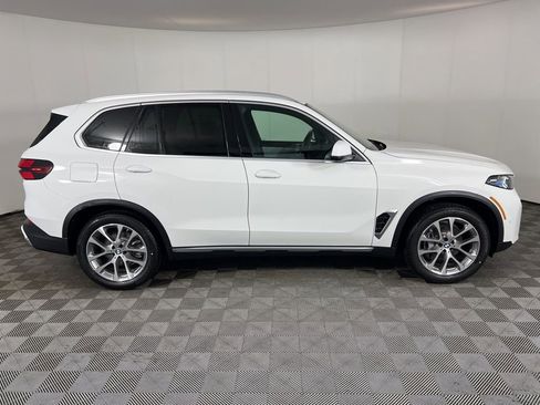 New 2026 BMW X5 xDrive40i AWD/4WD image 2