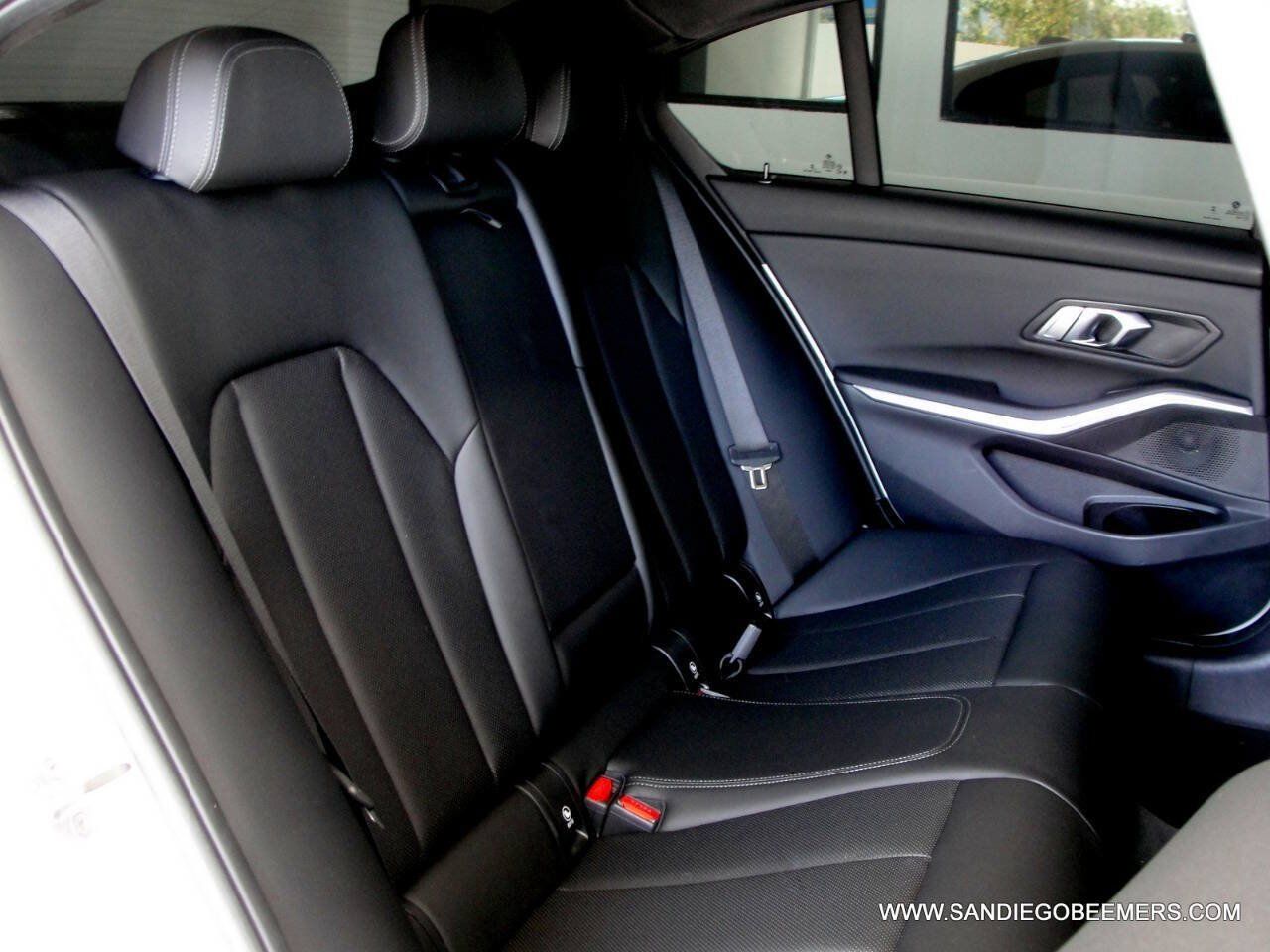 Used 2023 BMW 330i Sedan w/ M Sport Package RWD image 69