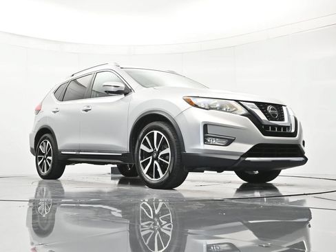 Used 2019 Nissan Rogue SL FWD image 39