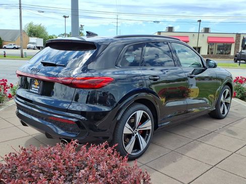 New 2026 Audi SQ5 Premium Plus AWD/4WD image 10