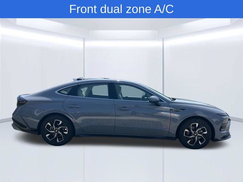 Used 2024 Hyundai Sonata SEL FWD image 4