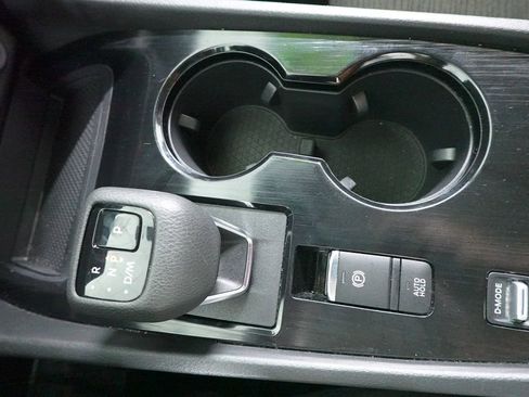 Used 2023 Nissan Rogue SV image 20