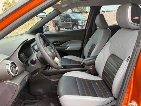 Used 2024 Nissan Kicks SR w/ SR Premium Package FWD image 18