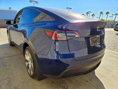 Used 2024 Tesla Model Y Long Range image 3
