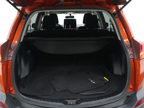 Used 2015 Toyota RAV4 LE AWD/4WD image 17