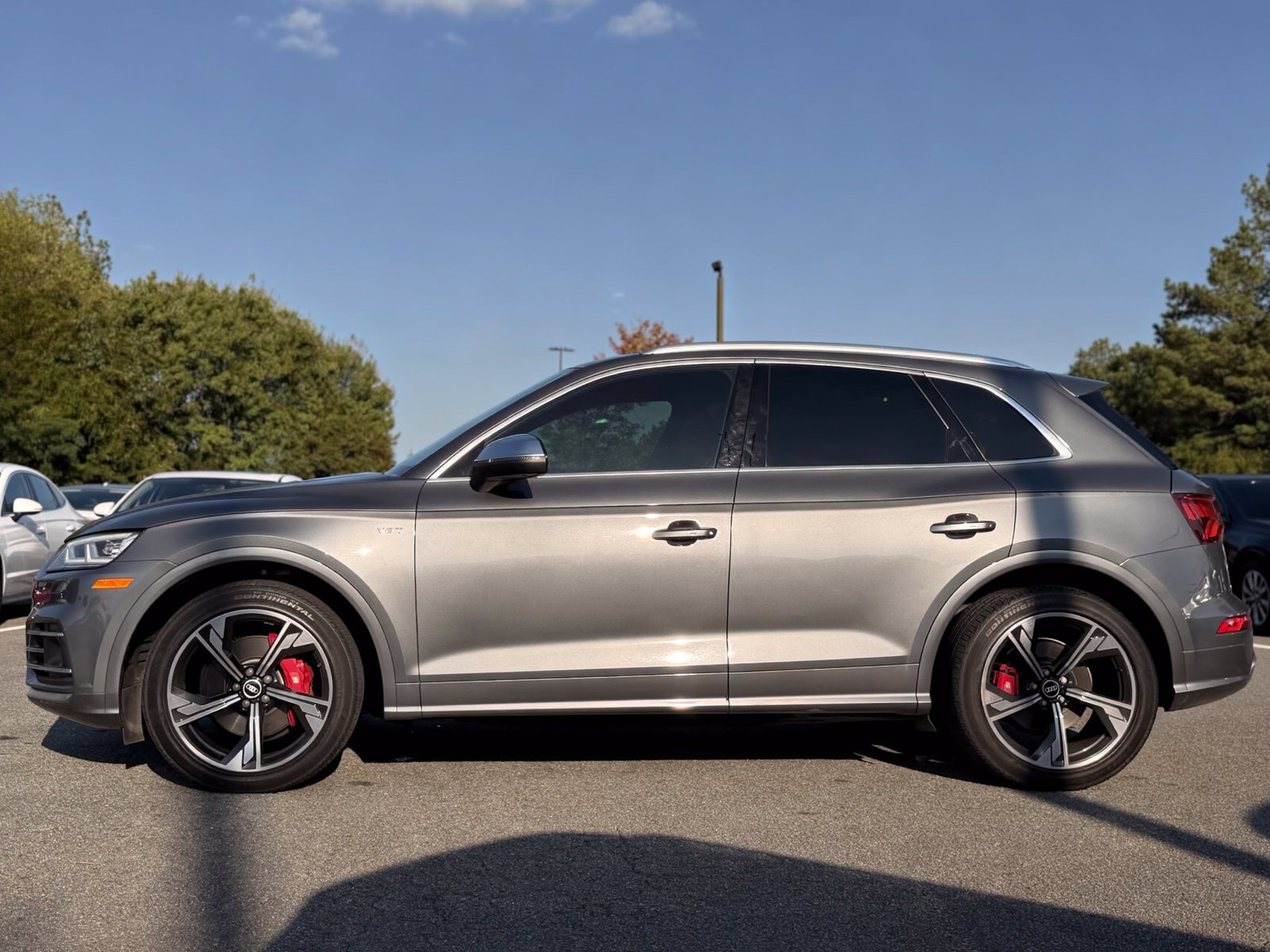 Used 2018 Audi SQ5 Prestige AWD/4WD image 2