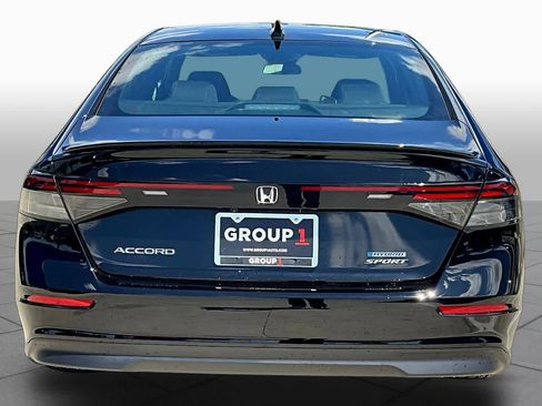 Used 2025 Honda Accord Sport image 5