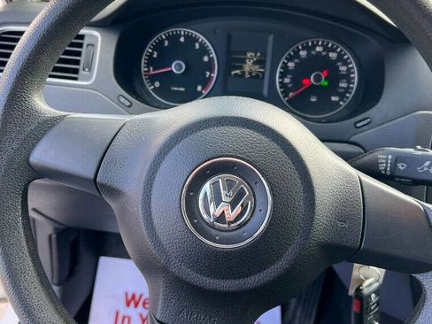 Used 2014 Volkswagen Jetta SE image 19