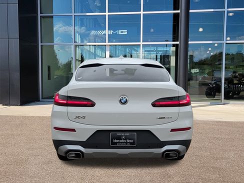 Used 2025 BMW X4 xDrive30i w/ Premium Package image 6