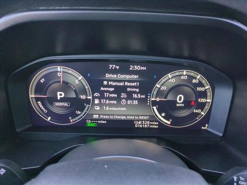 Used 2024 Mitsubishi Outlander ES image 11