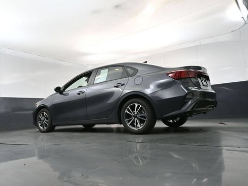 Used 2024 Kia Forte LXS FWD image 21