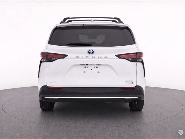 Used 2023 Toyota Sienna Limited AWD/4WD image 7