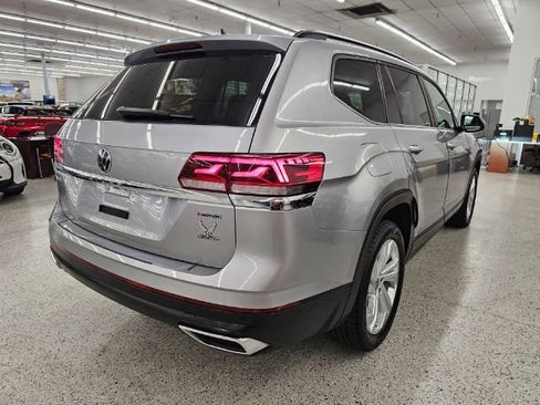Used 2021 Volkswagen Atlas SE image 4