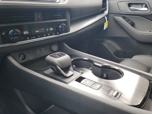 New 2026 Nissan Rogue SV image 15