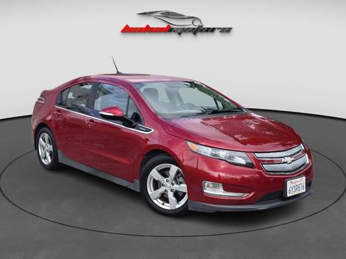 Used 2013 Chevrolet Volt image 1