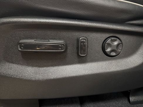 Used 2022 Honda Odyssey Elite image 36