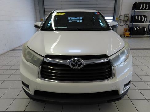 Used 2015 Toyota Highlander Limited image 18