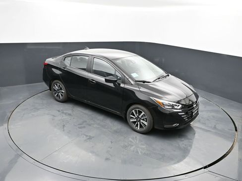 New 2025 Nissan Versa SV w/ Trunk Package FWD image 15