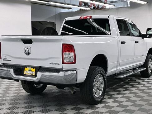 Used 2024 RAM 2500 Big Horn AWD/4WD image 13