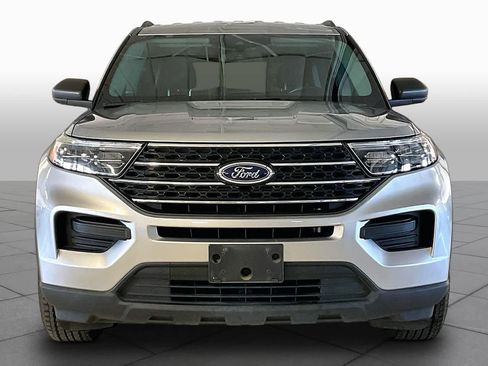 Used 2022 Ford Explorer XLT RWD image 5