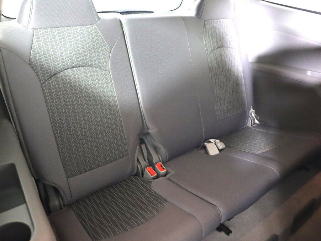 Used 2015 Chevrolet Traverse LS FWD image 34