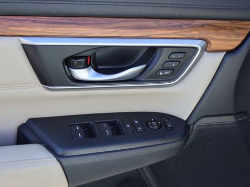 Used 2020 Honda CR-V Touring image 24