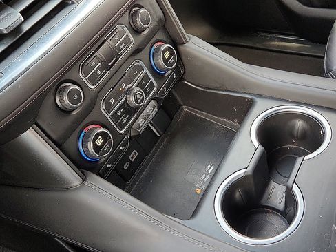 Used 2024 Chevrolet Tahoe LT w/ Luxury Package image 12