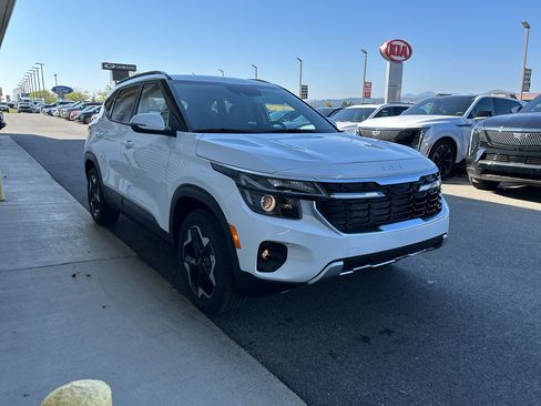 New 2026 Kia Seltos S image 3