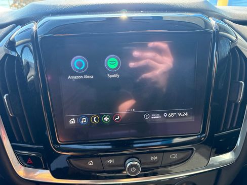 Used 2020 Chevrolet Traverse LT AWD/4WD image 24