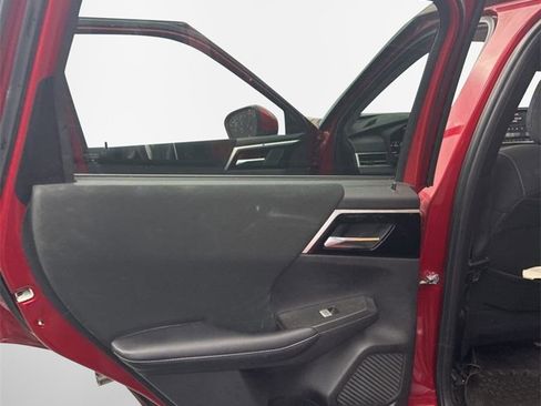 Used 2022 Mitsubishi Outlander ES image 32