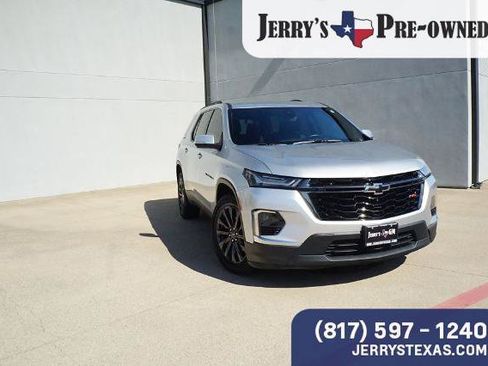 Used 2022 Chevrolet Traverse RS FWD image 6