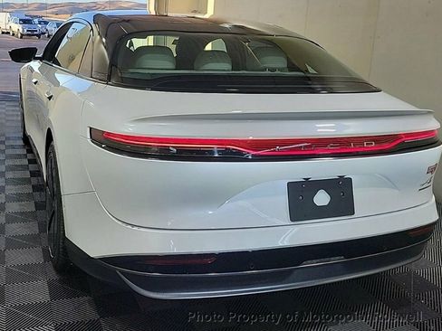 Used 2023 Lucid Air Grand Touring image 3