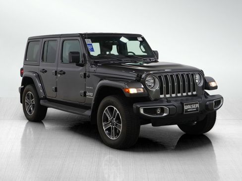 Used 2023 Jeep Wrangler Sahara w/ Dual Top Group image 7