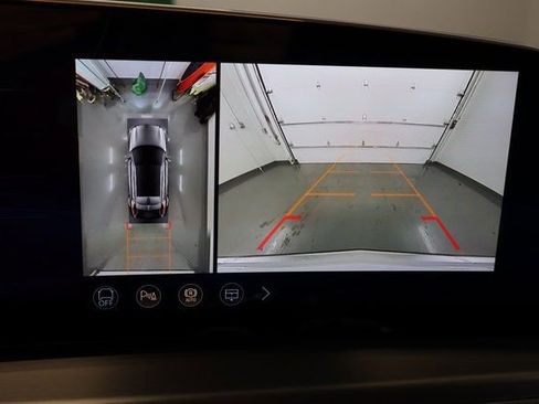 New 2026 Cadillac Lyriq Signature Luxury image 23