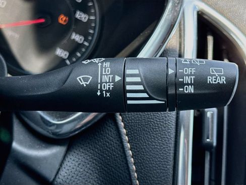 Used 2020 Chevrolet Equinox Premier AWD/4WD image 13