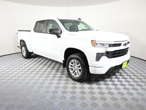 Used 2024 Chevrolet Silverado 1500 RST image 10