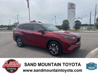 Used 2023 Toyota Highlander XLE