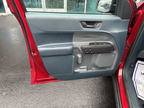 New 2025 Ford Maverick XLT w/ XLT Luxury Package image 10