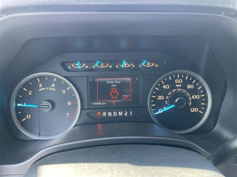 Used 2017 Ford F150 XLT w/ Equipment Group 301A Mid image 15