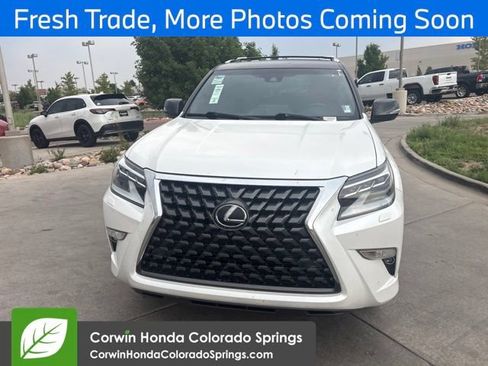 Used 2023 Lexus GX 460 Luxury w/ Accessory Package AWD/4WD image 7