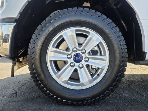 Used 2017 Ford F150 XLT RWD image 13