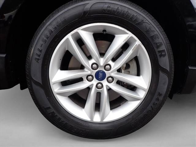 Used 2017 Ford Edge SEL AWD/4WD image 7