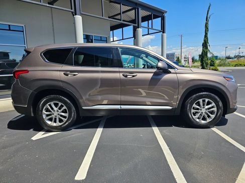 Used 2020 Hyundai Santa Fe SEL AWD/4WD image 6