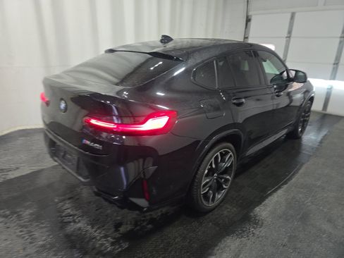 Used 2024 BMW X4 M40i image 2