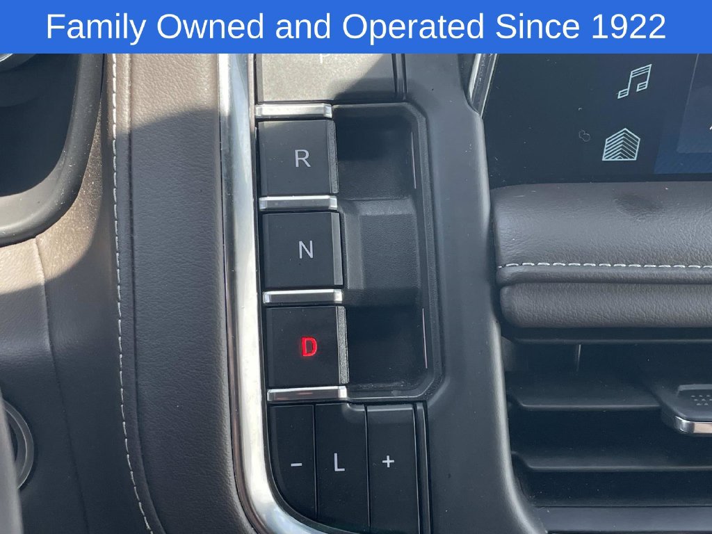 Used 2024 Chevrolet Tahoe LT RWD image 23